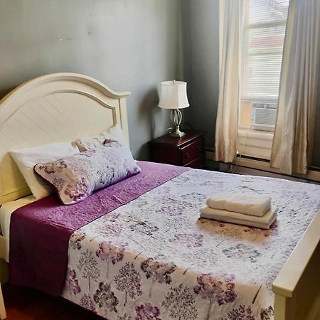 Penn Station Room Motel Casa Newark Extérieur photo