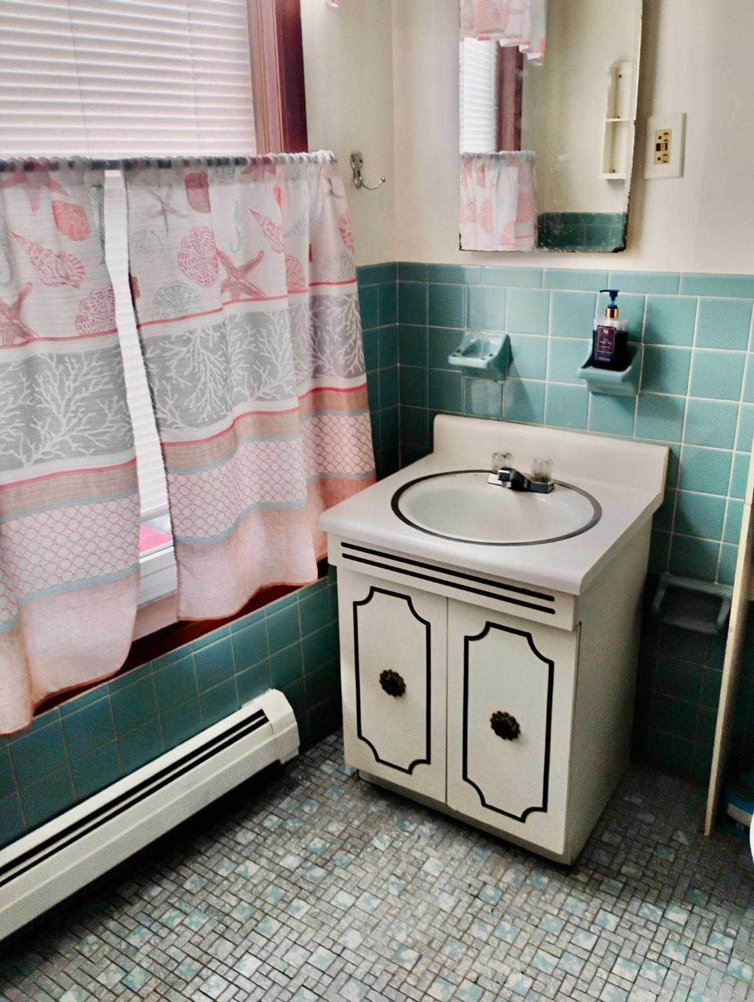 Penn Station Room Motel Casa Newark Extérieur photo